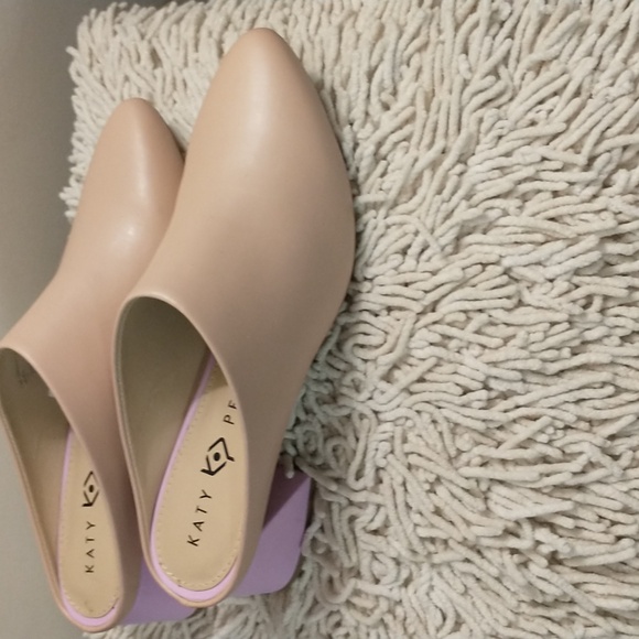 Katy Perry The Terrain Camel & Pink Mule - Picture 4 of 13